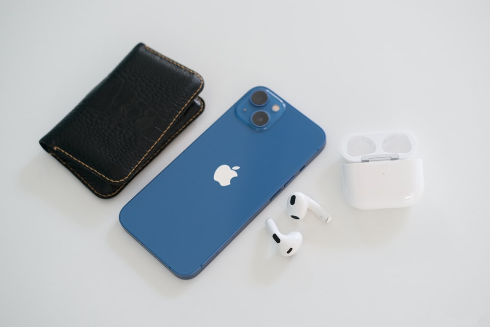 iPhone 13 vlev lanceret i 2021 og kunne blandt andet købes i farven blå